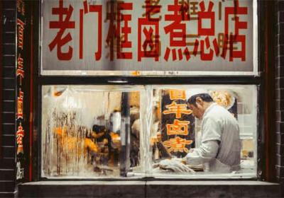 教育投资新趋势：探讨近期教育政策调整对家长和学生的影响
