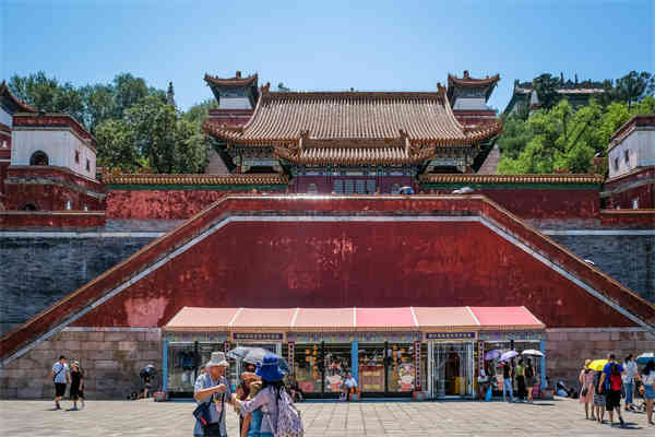 基本公共服务存在的问题